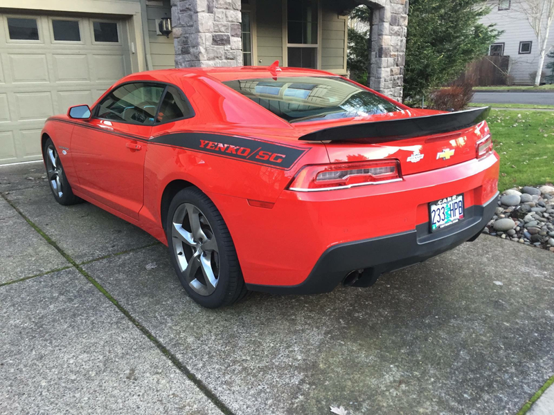 Illustration for article titled Finally got stripes on my 2014 Camaro SS